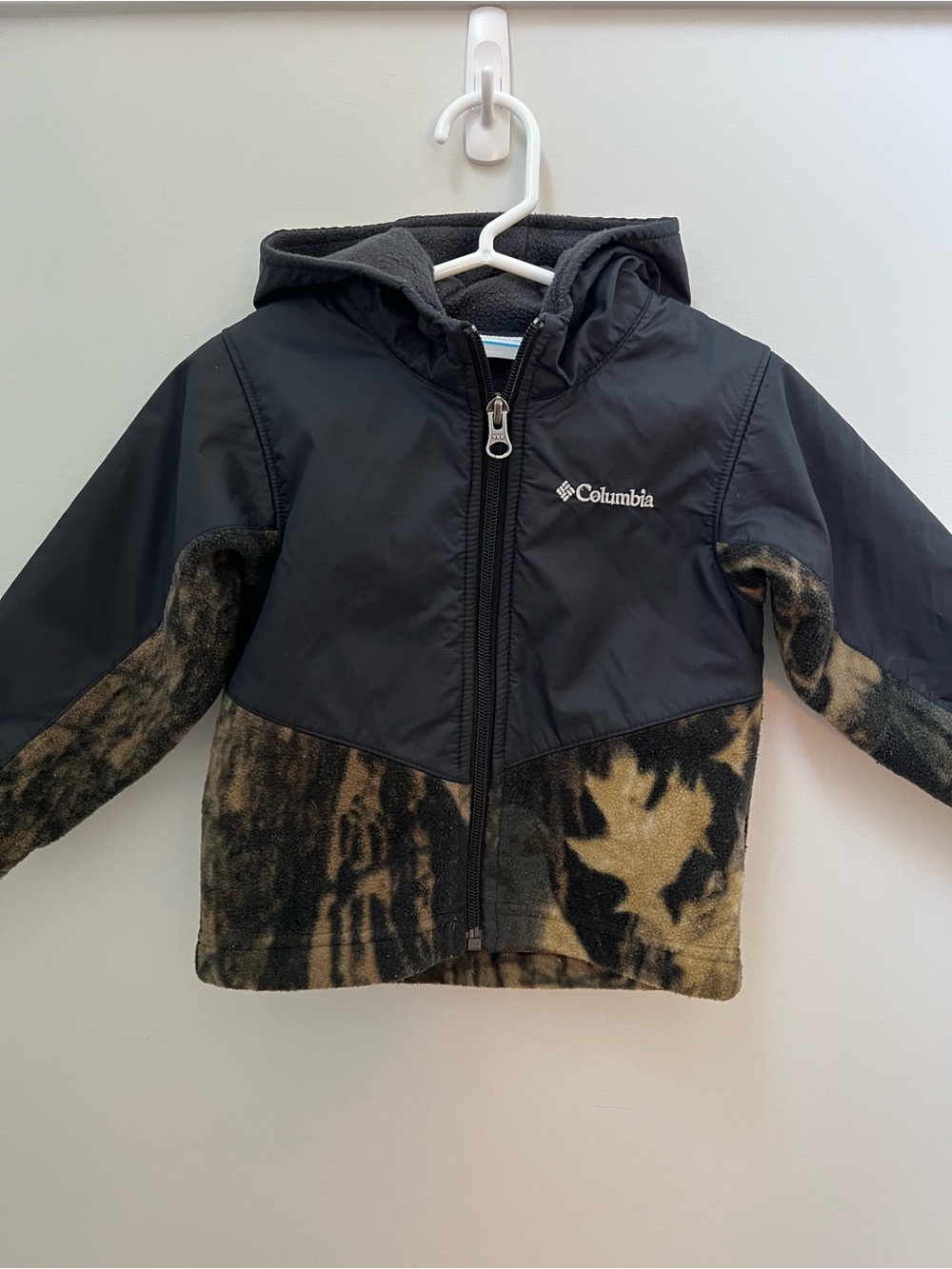 Columbia Black and Brown Camo Hooded Fleece Jacket